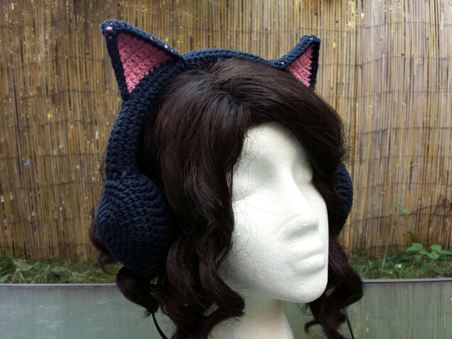 Detailed image 7 of black cat ears headphones cover