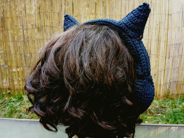Detailed image 6 of black cat ears headphones cover
